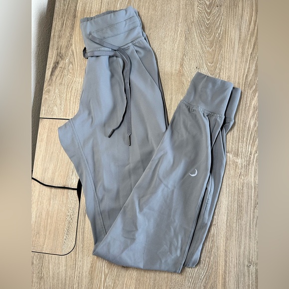 Zyia Ascend Jogger high rise  XS Gray - Picture 2 of 6